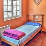 אכסניה Meiga Backpackers *