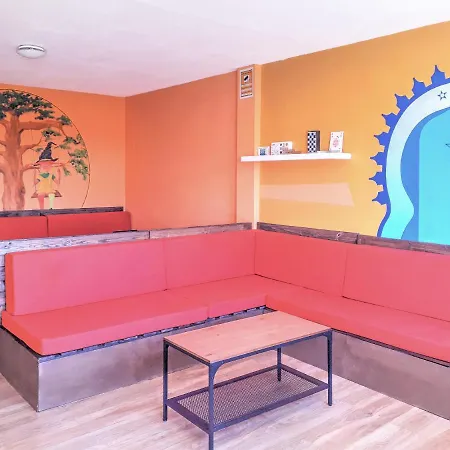 Meiga Backpackers 旅馆