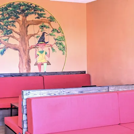 Hostel Meiga Backpackers *