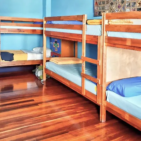 Meiga Backpackers Hostel Σαντιάγο ντε Κομποστέλα