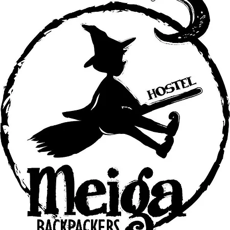 Meiga Backpackers *