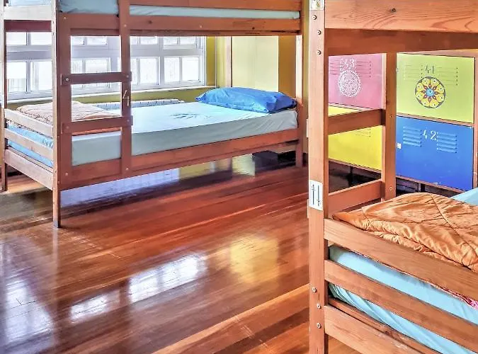 Hostel Meiga Backpackers *